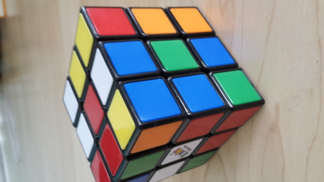 Ein Bild zum Beitrag Rubik's Cube