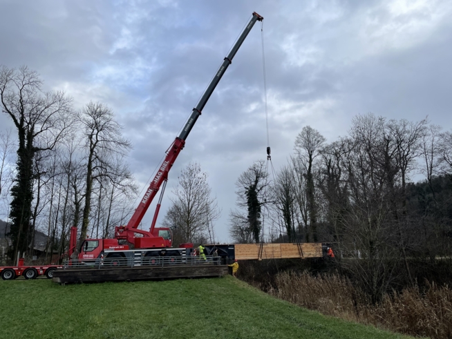 Ein Bild zum Beitrag Neue Fussgängerbrücke