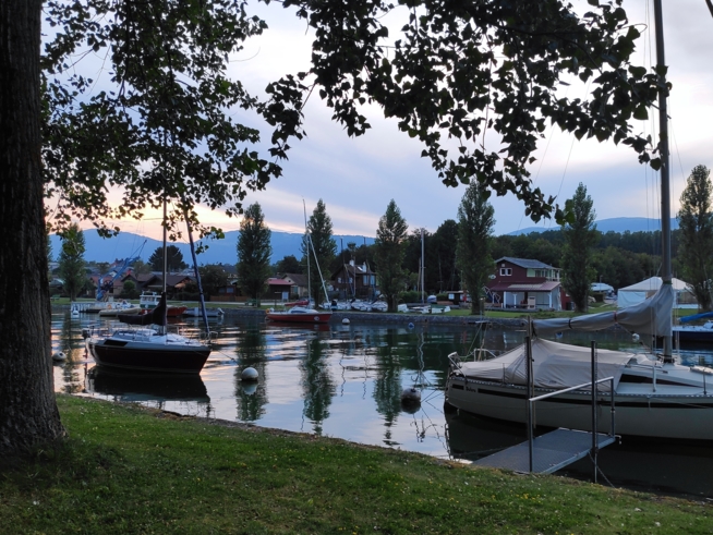 Ein Bild zum Beitrag Ferien in Yverdon 🏕️🌅