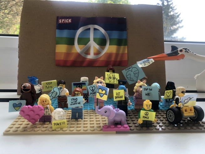 Ein Bild zum Beitrag Friedensdemo für Legomändlis